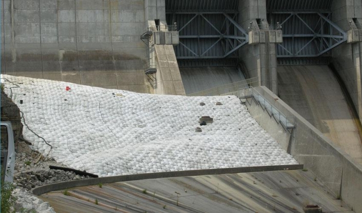 AB_concrete_lining_for_dam_face_spillway
