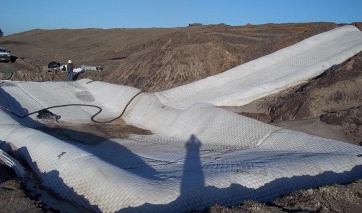 Spillway_Down_Chute