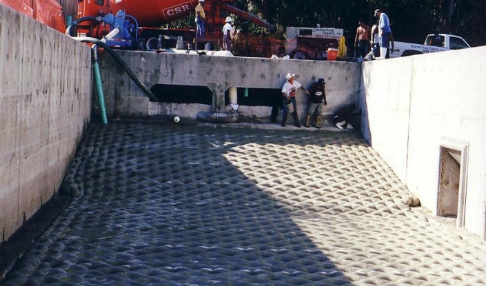 concrete_mattress_for_culvert_inflow_and_outflow