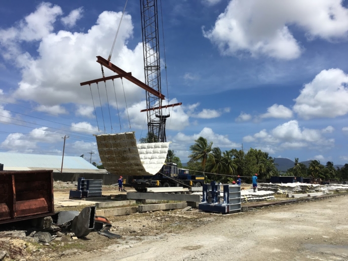 lift-and-place-articulating-concrete-block-mat-3-705×529 lift and place articulating concrete block mat second angle