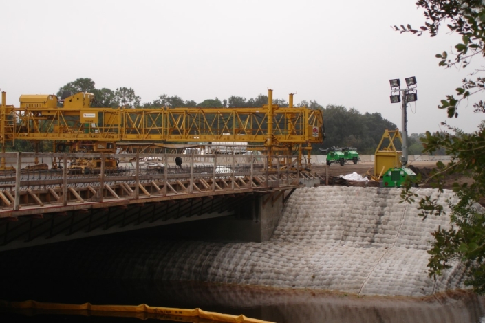 pumped-in-place-AB-mat-3-2-705×470 pumped in place Articulating block mat